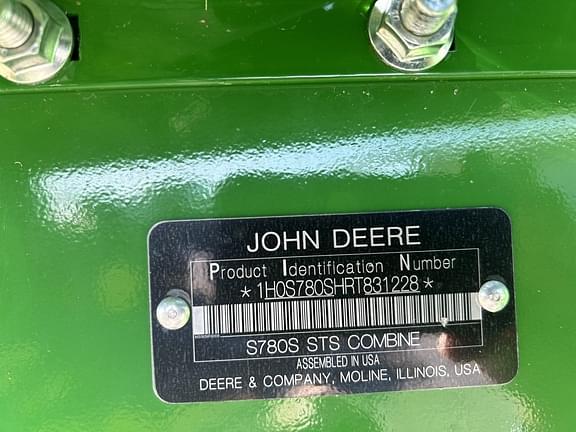 Image of John Deere S780 equipment image 4