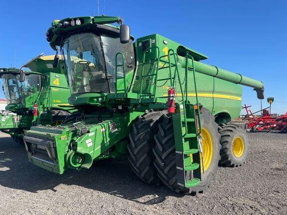 Image of John Deere S780 Primary image