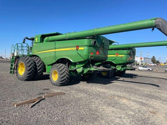 Image of John Deere S780 equipment image 1