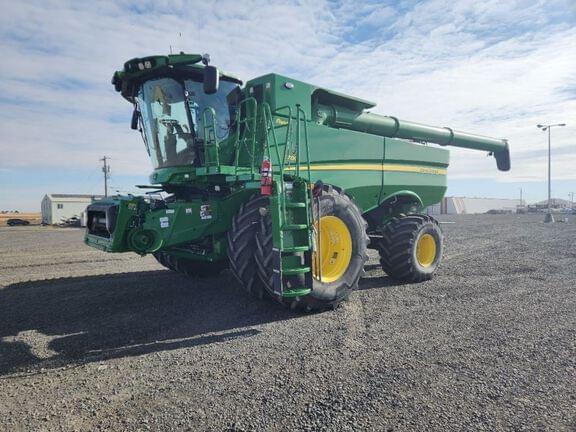 Image of John Deere S780 Primary image