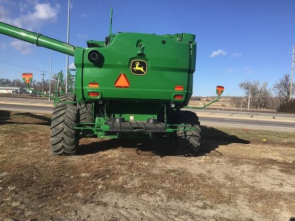 Image of John Deere S780 equipment image 3