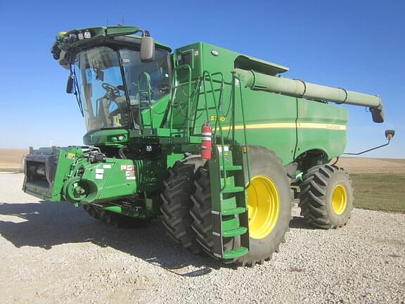 Image of John Deere S780 Primary image