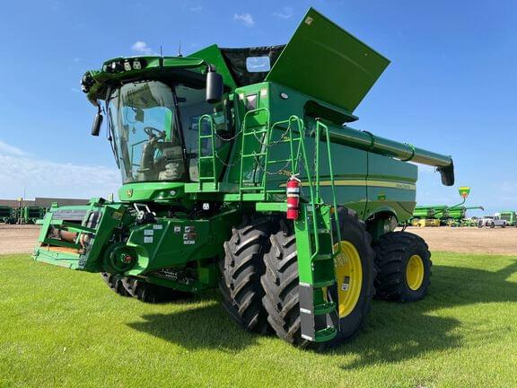Image of John Deere S780 Primary image