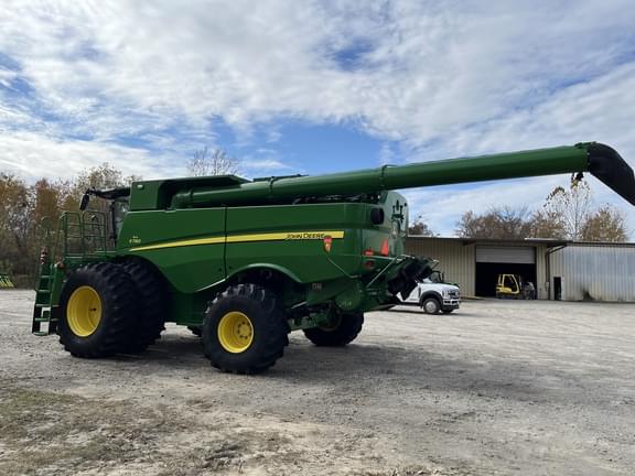 Image of John Deere S780 equipment image 4