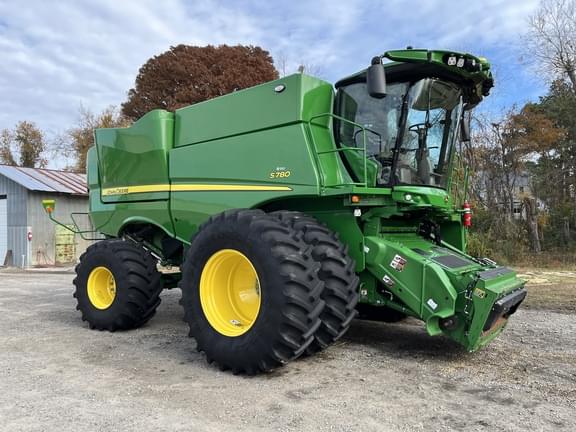 Image of John Deere S780 equipment image 2