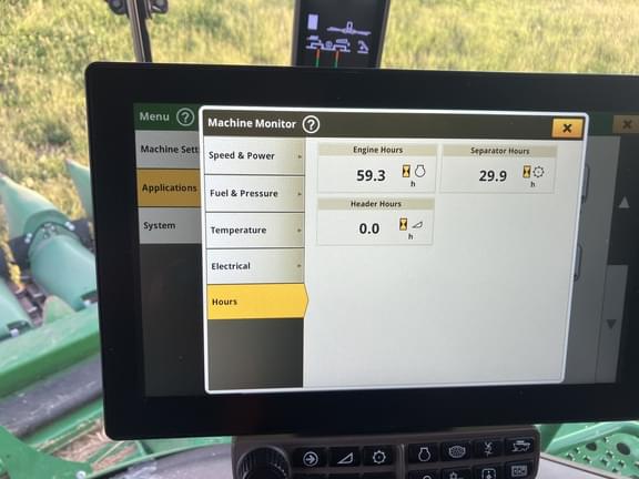 Image of John Deere S780 equipment image 4