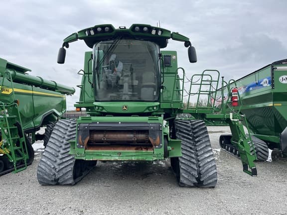 Image of John Deere S780 equipment image 2