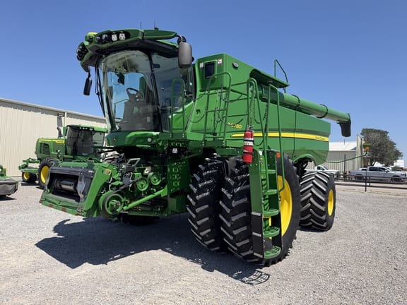 2024 John Deere S780 Equipment Image0