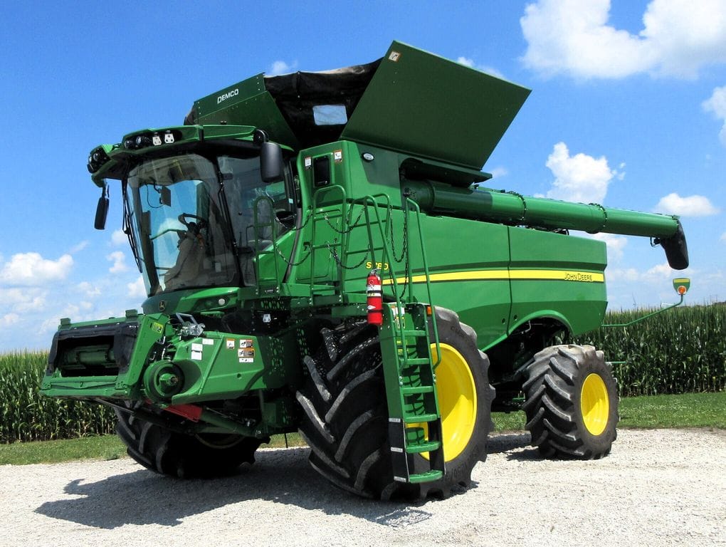 2024 John Deere S780 Equipment Image0