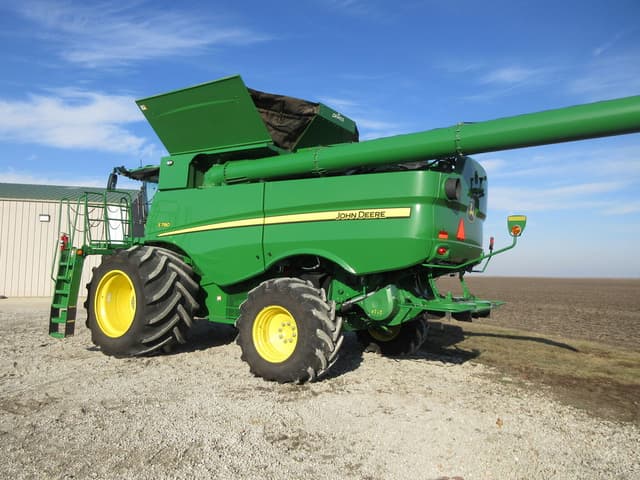 Image of John Deere S780 equipment image 2
