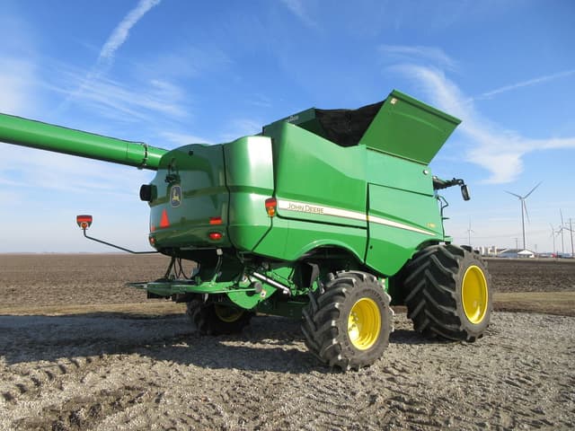 Image of John Deere S780 equipment image 3