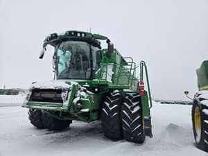 2024 John Deere S780 Image