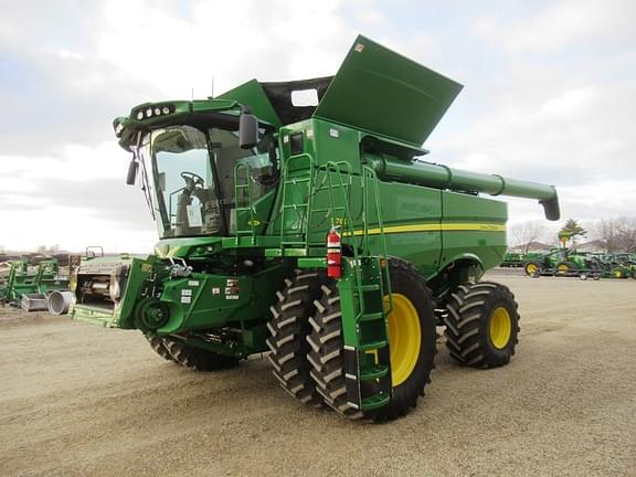 Image of John Deere S780 equipment image 3