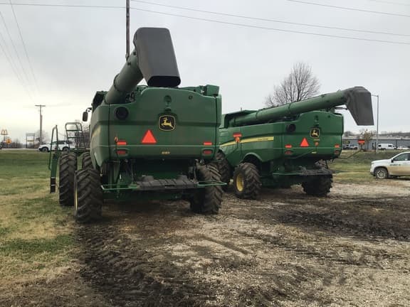 Image of John Deere S780 equipment image 3