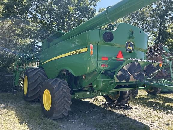 Image of John Deere S780 equipment image 2