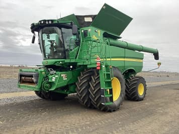 Main image John Deere S780