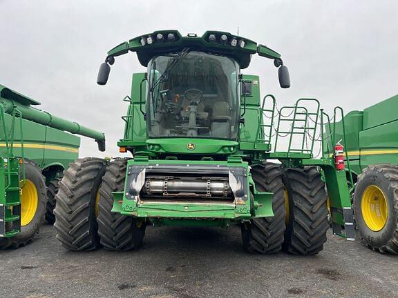 Image of John Deere S780 equipment image 4