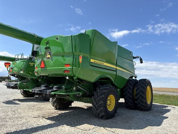 Image of John Deere S780 equipment image 3