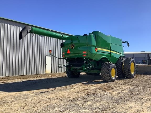 Image of John Deere S780 equipment image 3