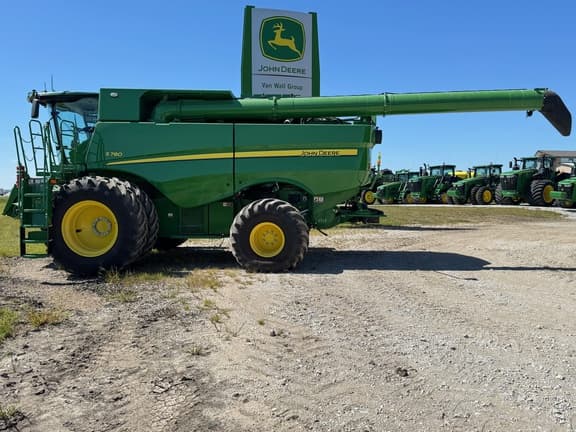 Image of John Deere S780 equipment image 3