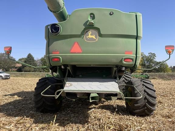 Image of John Deere S780 equipment image 4