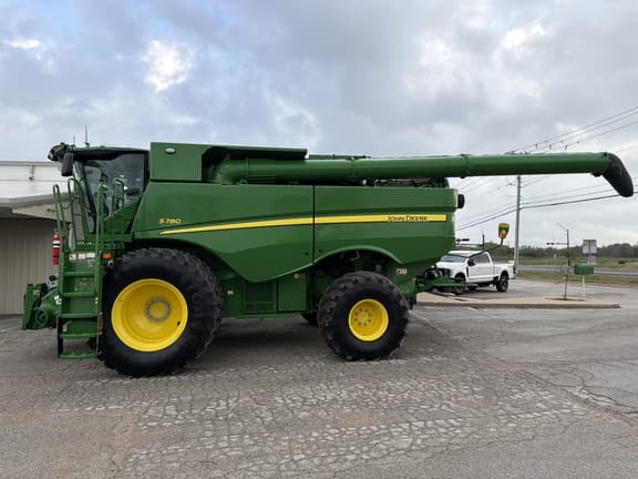 Image of John Deere S780 Primary image