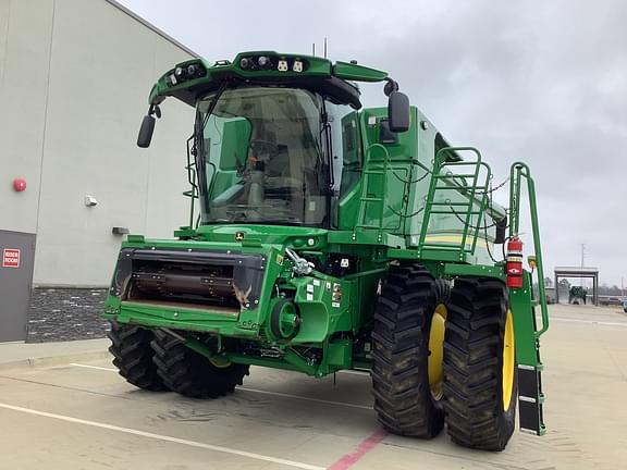 Image of John Deere S780 equipment image 2