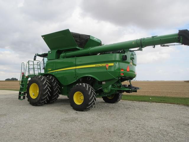 Image of John Deere S780 equipment image 2