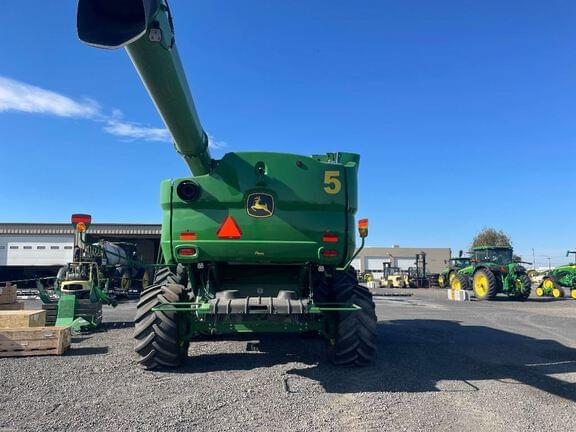 Image of John Deere S780 equipment image 2