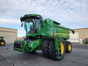 2024 John Deere S780 Image