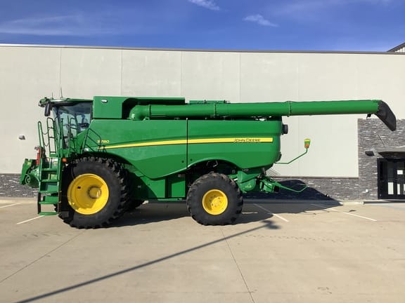 2024 John Deere S780 Equipment Image0