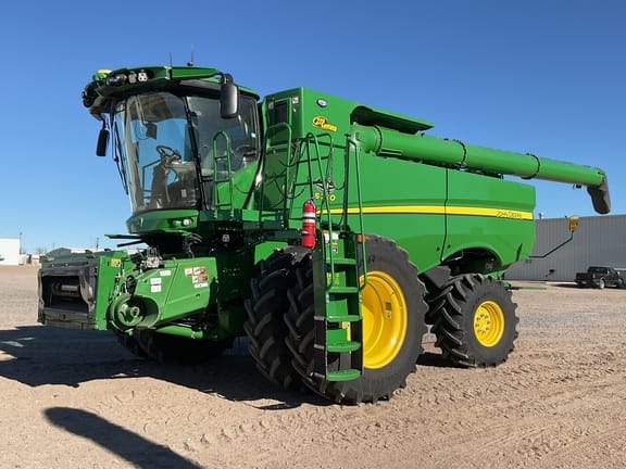 2024 John Deere S780 Equipment Image0