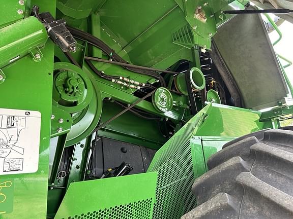Image of John Deere S780 equipment image 3