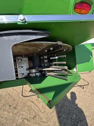 Image of John Deere S780 equipment image 2
