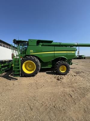 2024 John Deere S780 Image