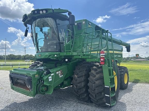 Image of John Deere S780 Primary image