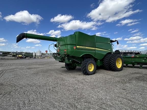 Image of John Deere S780 equipment image 3