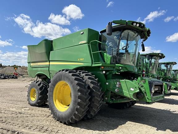 Image of John Deere S780 equipment image 2