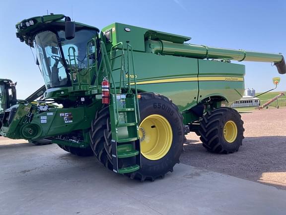 Image of John Deere S780 Primary image