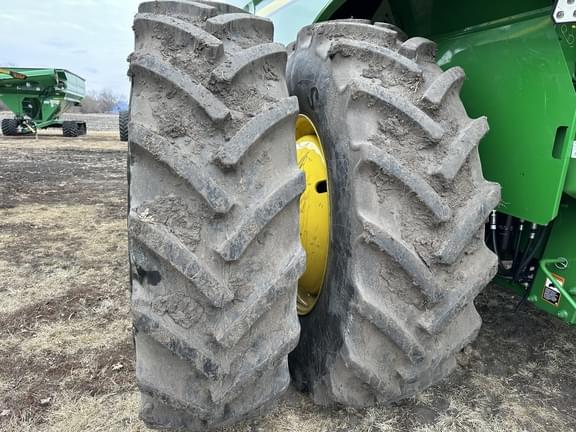 Image of John Deere S780 equipment image 3