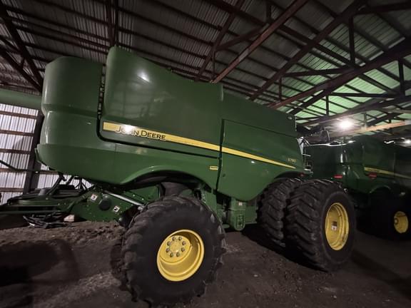 Image of John Deere S780 equipment image 1