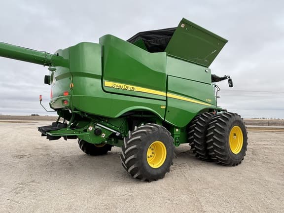 Image of John Deere S780 equipment image 4