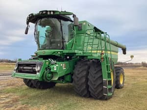 2024 John Deere S780 Image