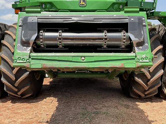 Image of John Deere S780 equipment image 4