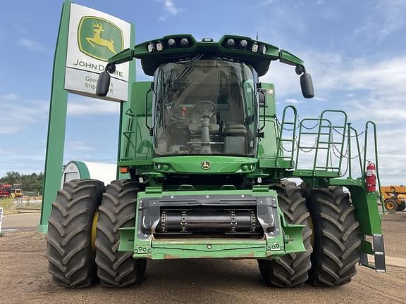 Image of John Deere S780 equipment image 2