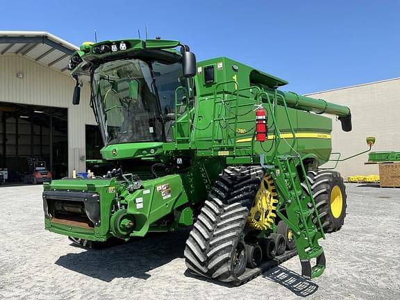 Image of John Deere S780 equipment image 2
