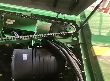 Image of John Deere S780 equipment image 2