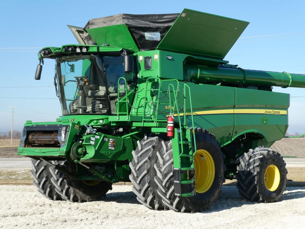 2024 John Deere S790 Equipment Image0