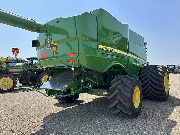 Image of John Deere S790 equipment image 4