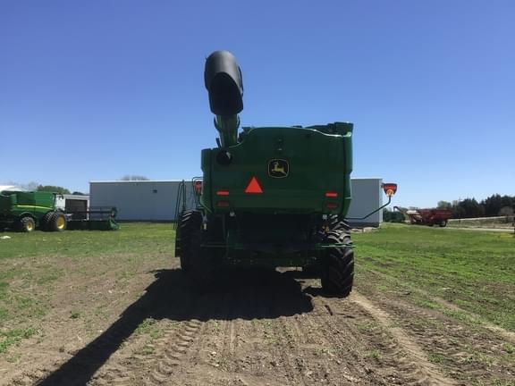 Image of John Deere S790 equipment image 4